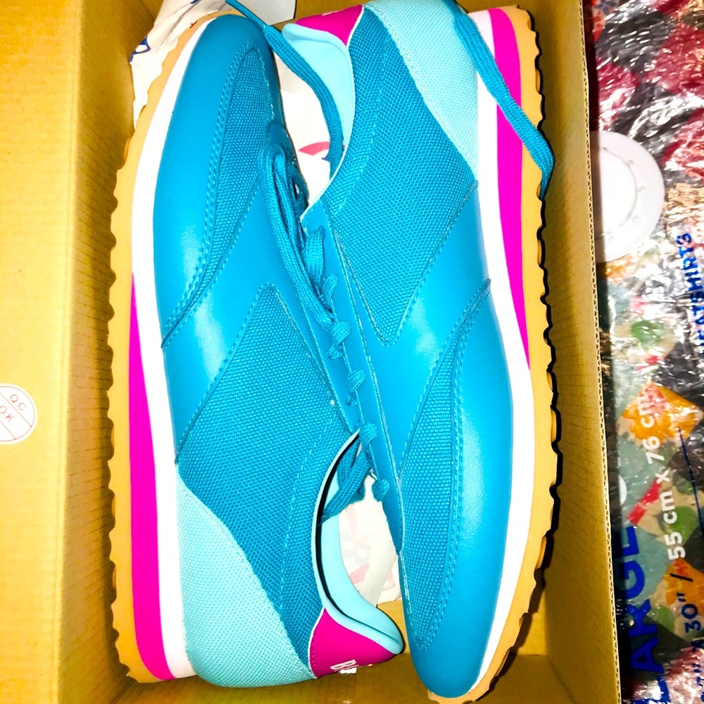 Brooks Women’s Vanguard Athletic Shoes